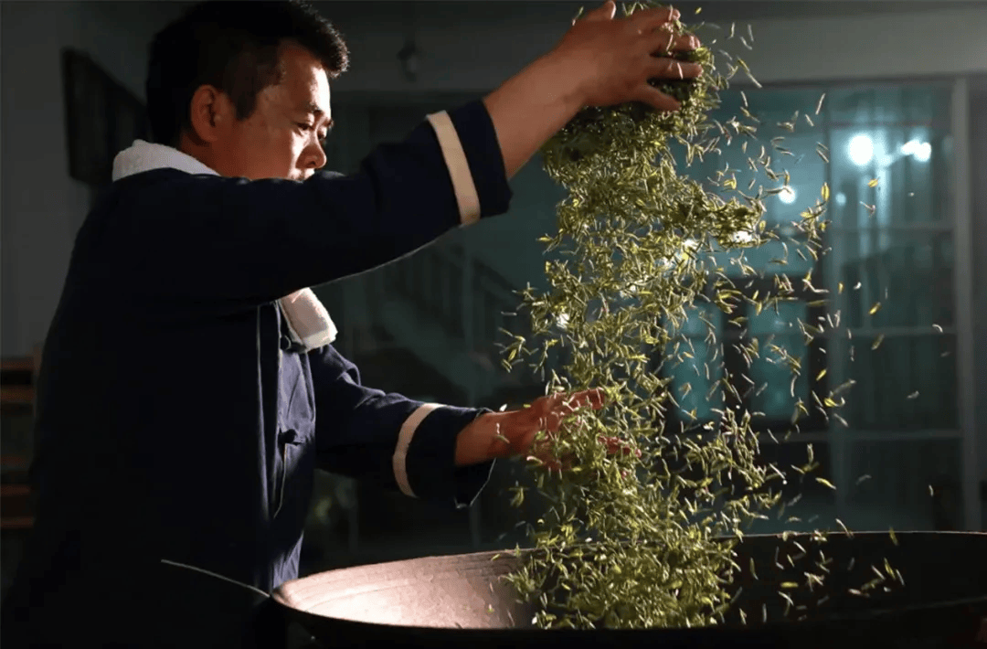 从跟风到领跑：张子全都匀毛尖茶啤，凭什么颠覆百年啤酒行业？(图2)